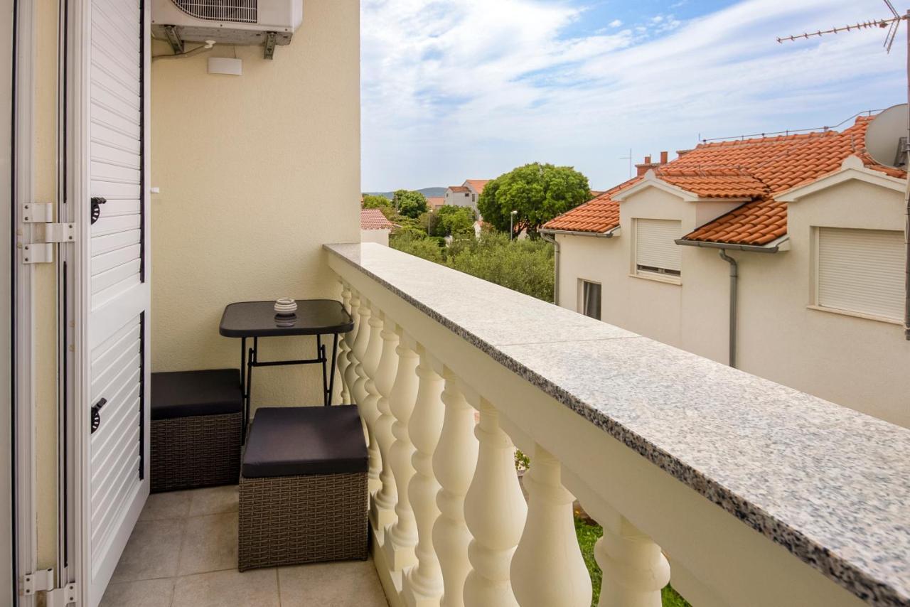 Apartments4You Vodice Exterior foto